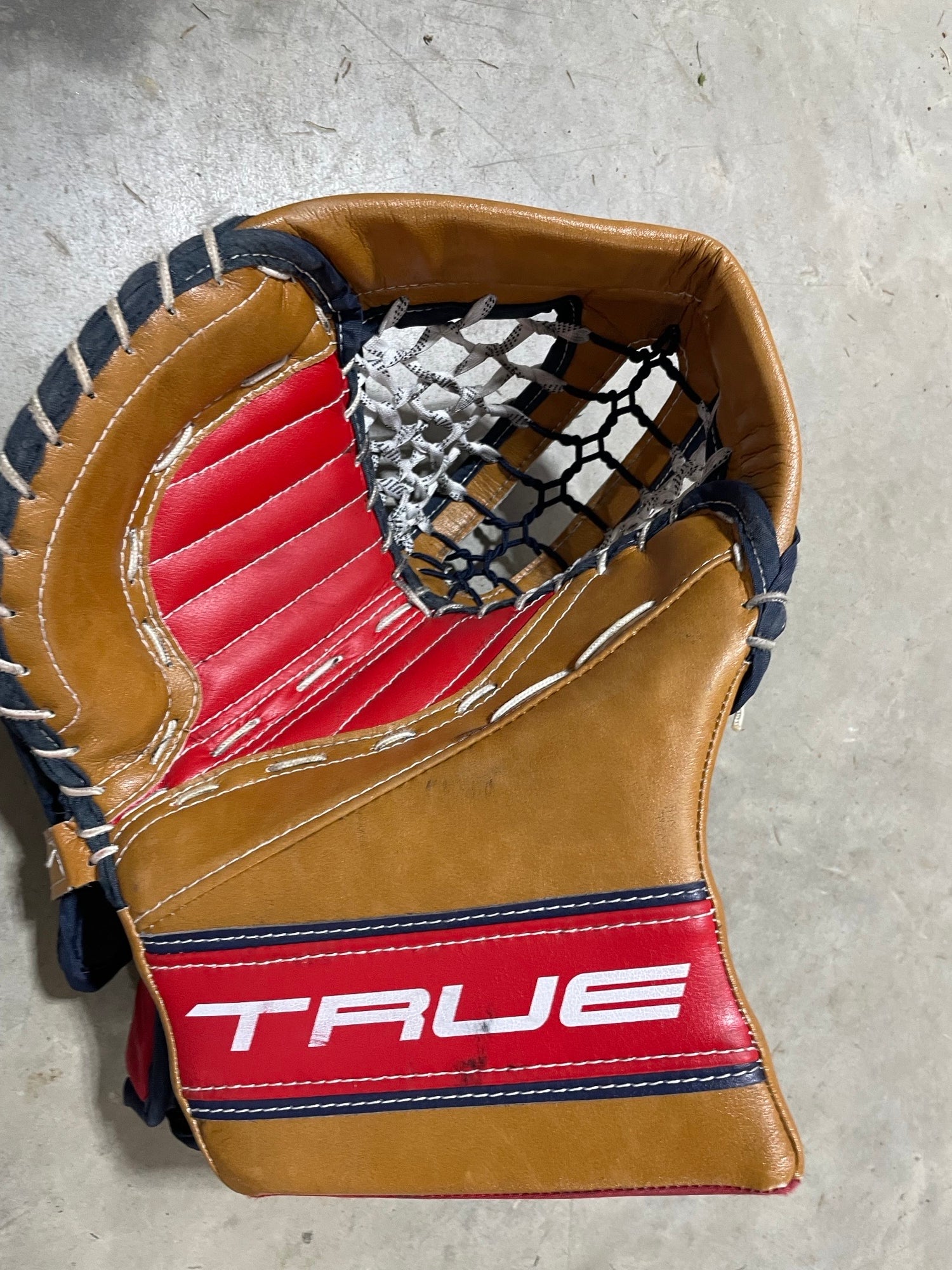 TRUE L87 FULL RIGHT 590 TRAPPER