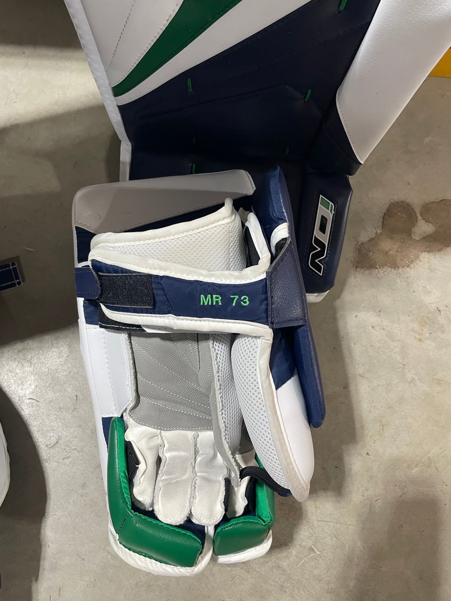 Vaughn ION PRO SR  Full right Kit